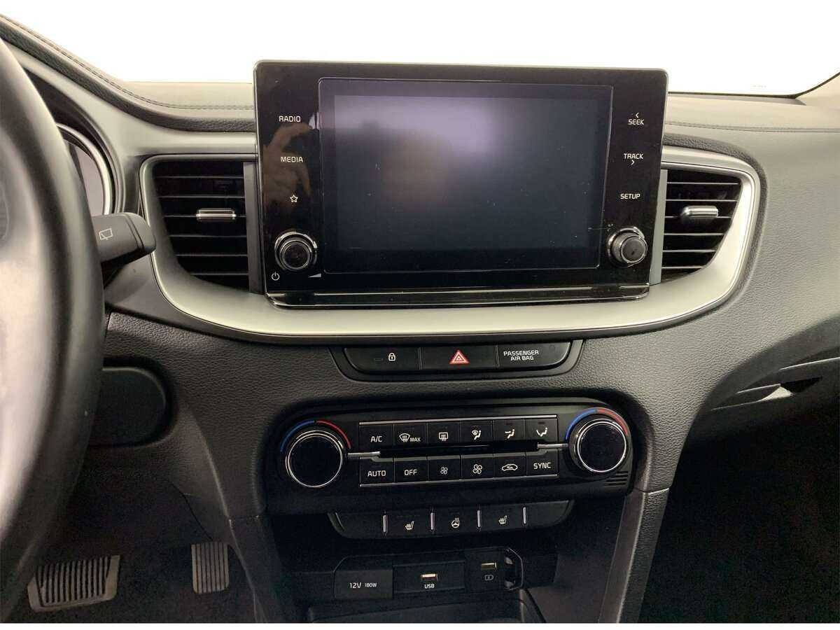 Б/У Киа Сид 2021 года. Фото: #12