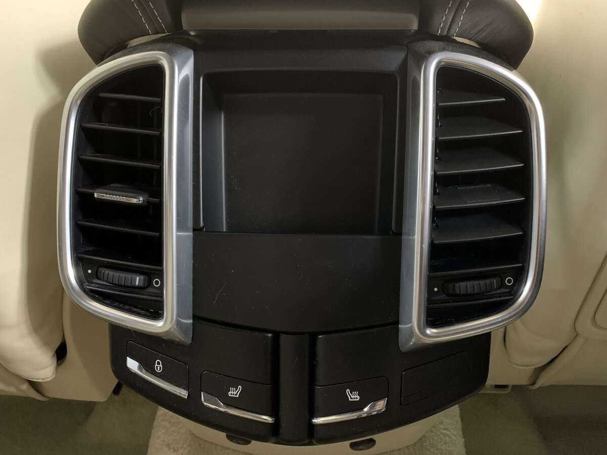 Б/У Порш Кайен 2012 года. Фото: #19