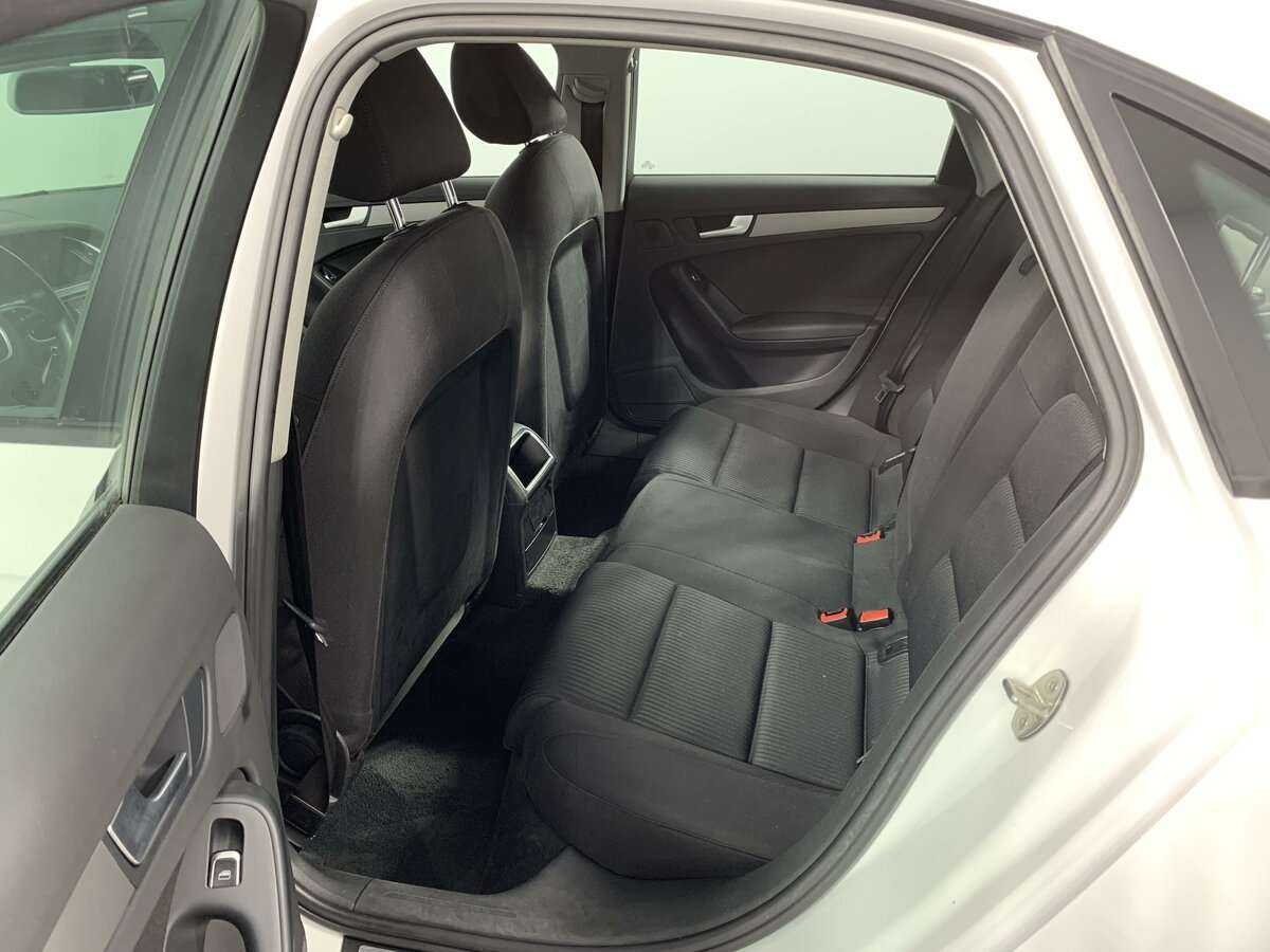 Б/У Ауди А4 2013 года. Фото: #7