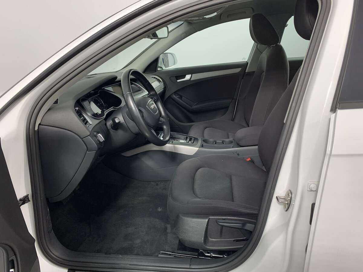 Б/У Ауди А4 2013 года. Фото: #11