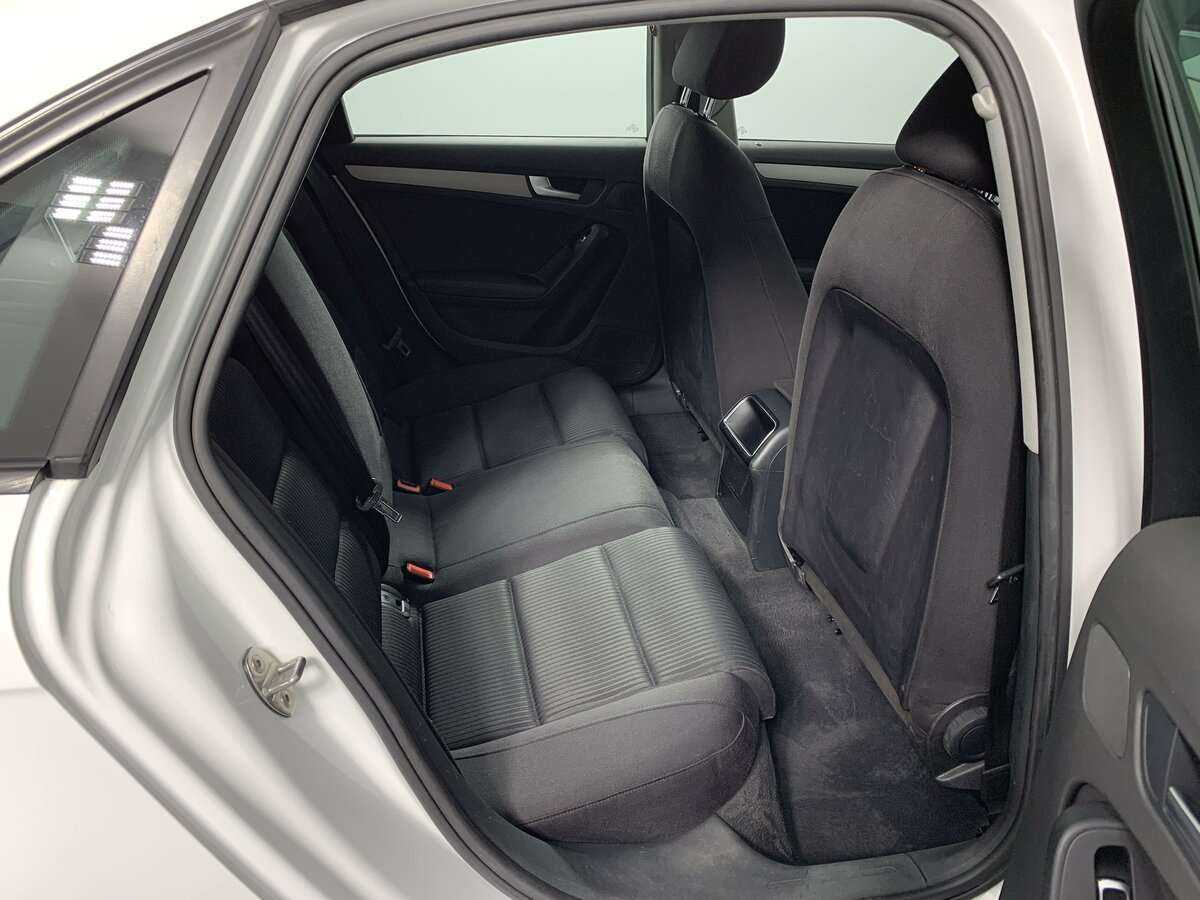 Б/У Ауди А4 2013 года. Фото: #12