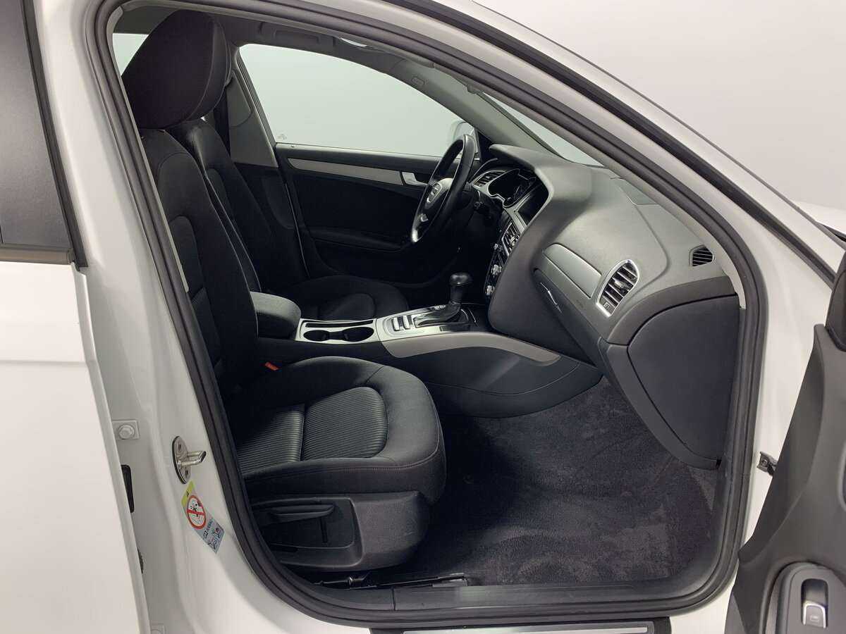 Б/У Ауди А4 2013 года. Фото: #13