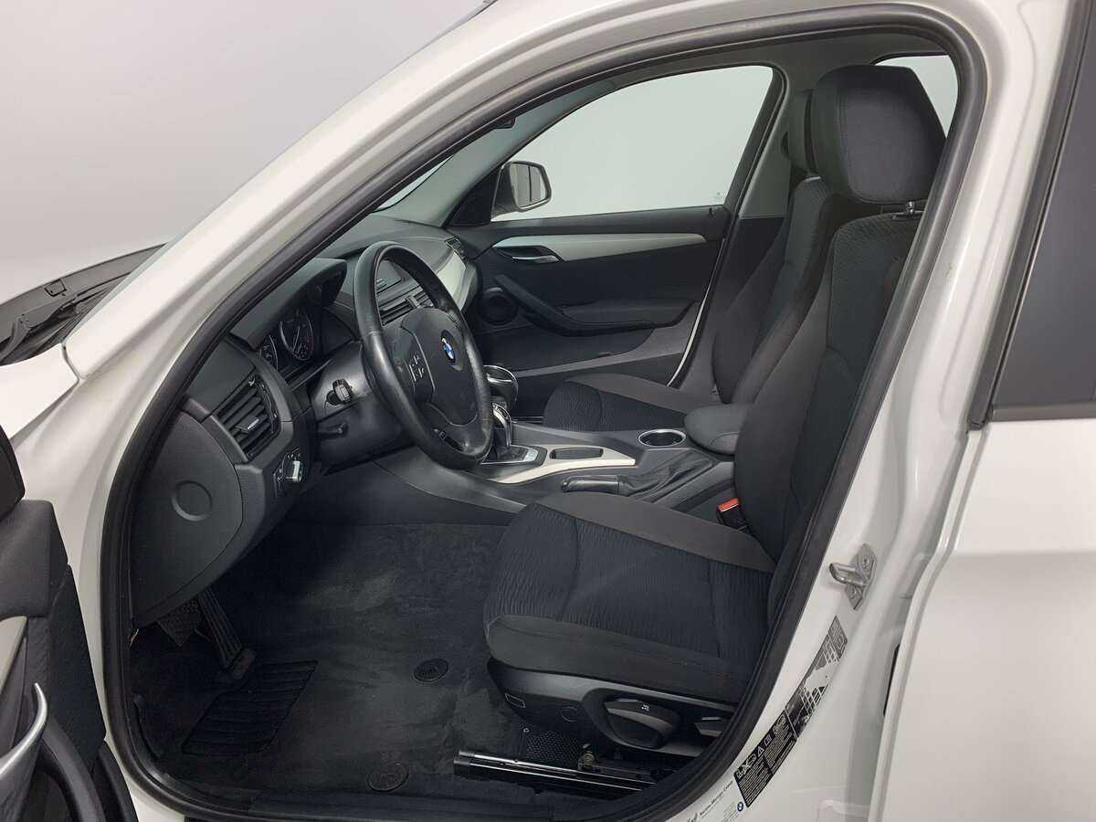 Б/У БМВ Икс1 2013 года. Фото: #11