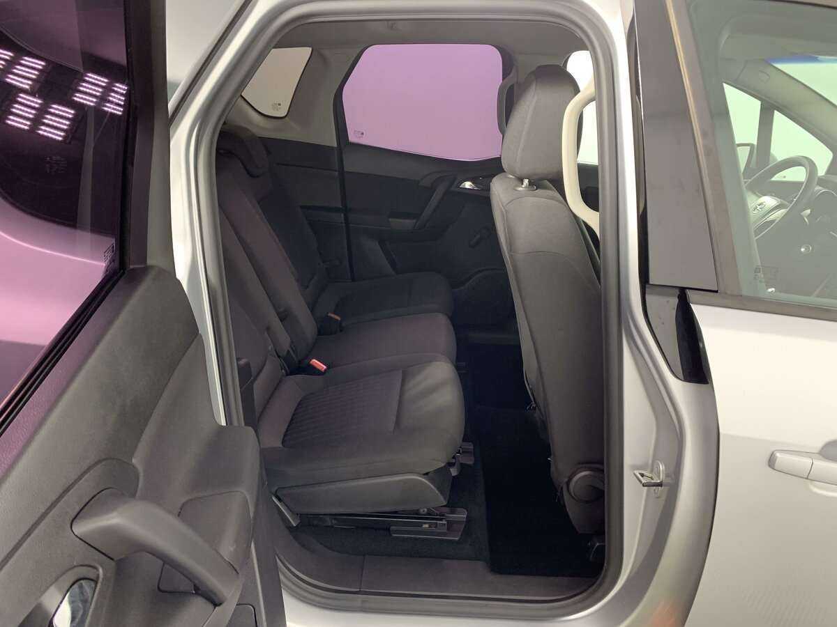 Б/У Опель Мерива 2013 года. Фото: #17