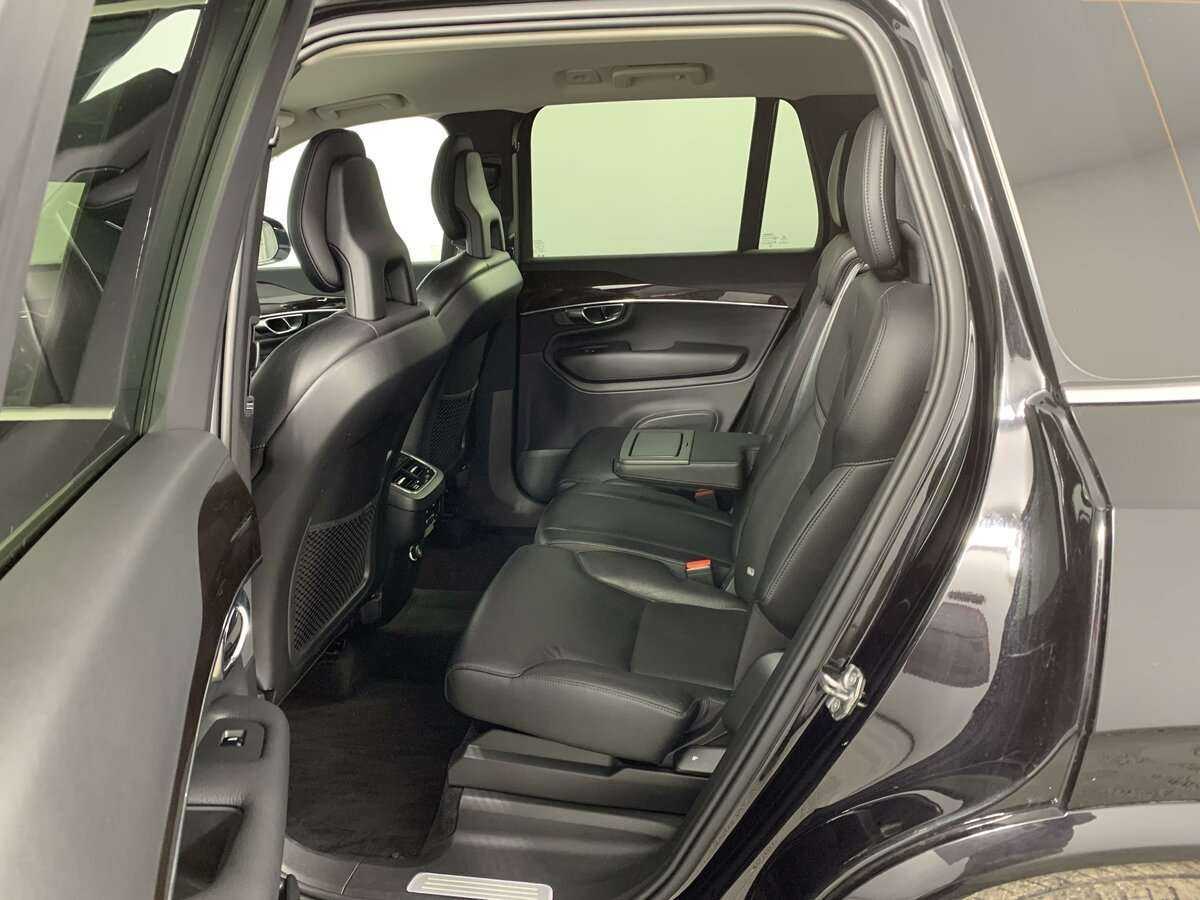 Б/У Вольво ИксЦ90 2016 года. Фото: #9