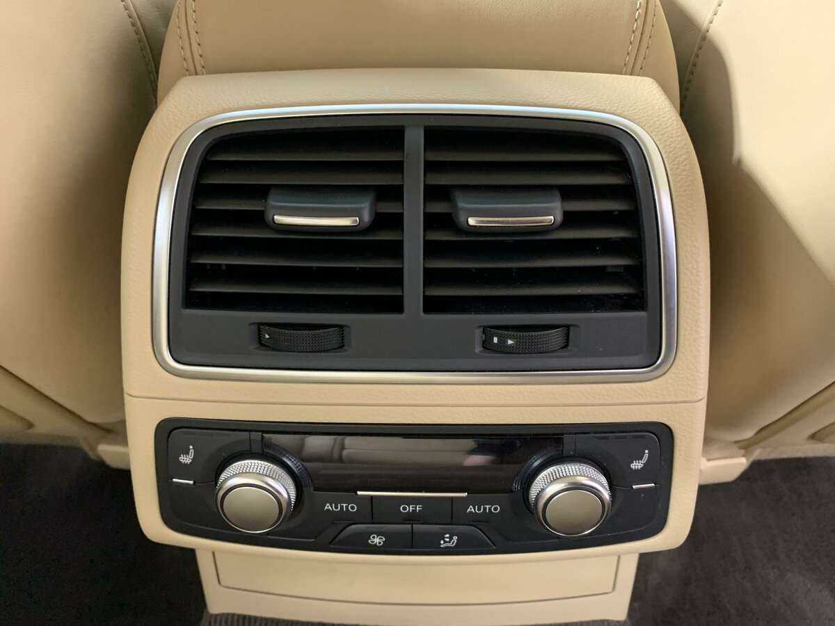 Б/У Ауди А6 2011 года. Фото: #19