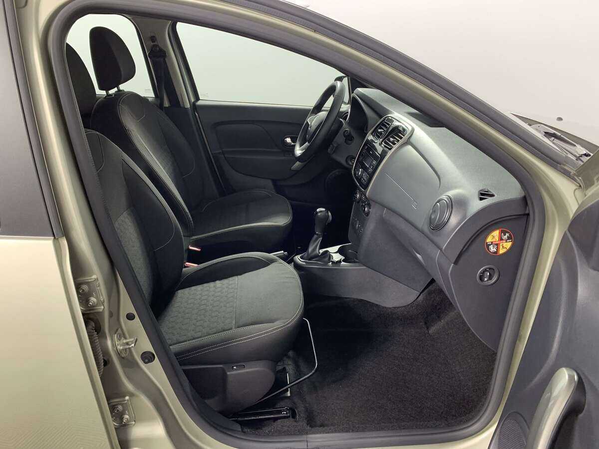 Б/У Рено Сандеро 2019 года. Фото: #17