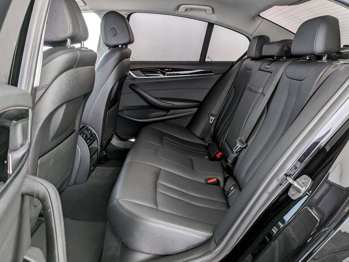 Б/У БМВ 5 серии 2018 года. Фото: #7