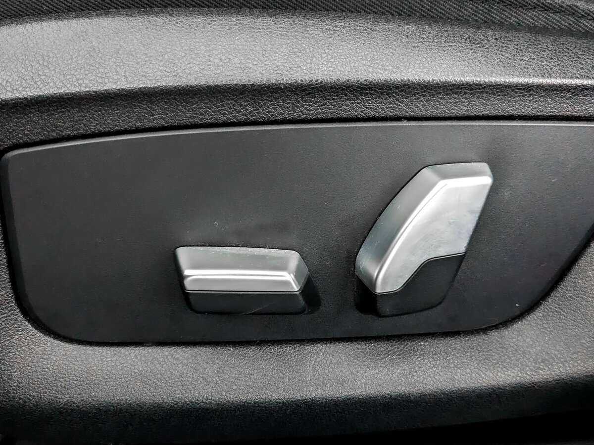 Б/У БМВ 5 серии 2018 года. Фото: #14