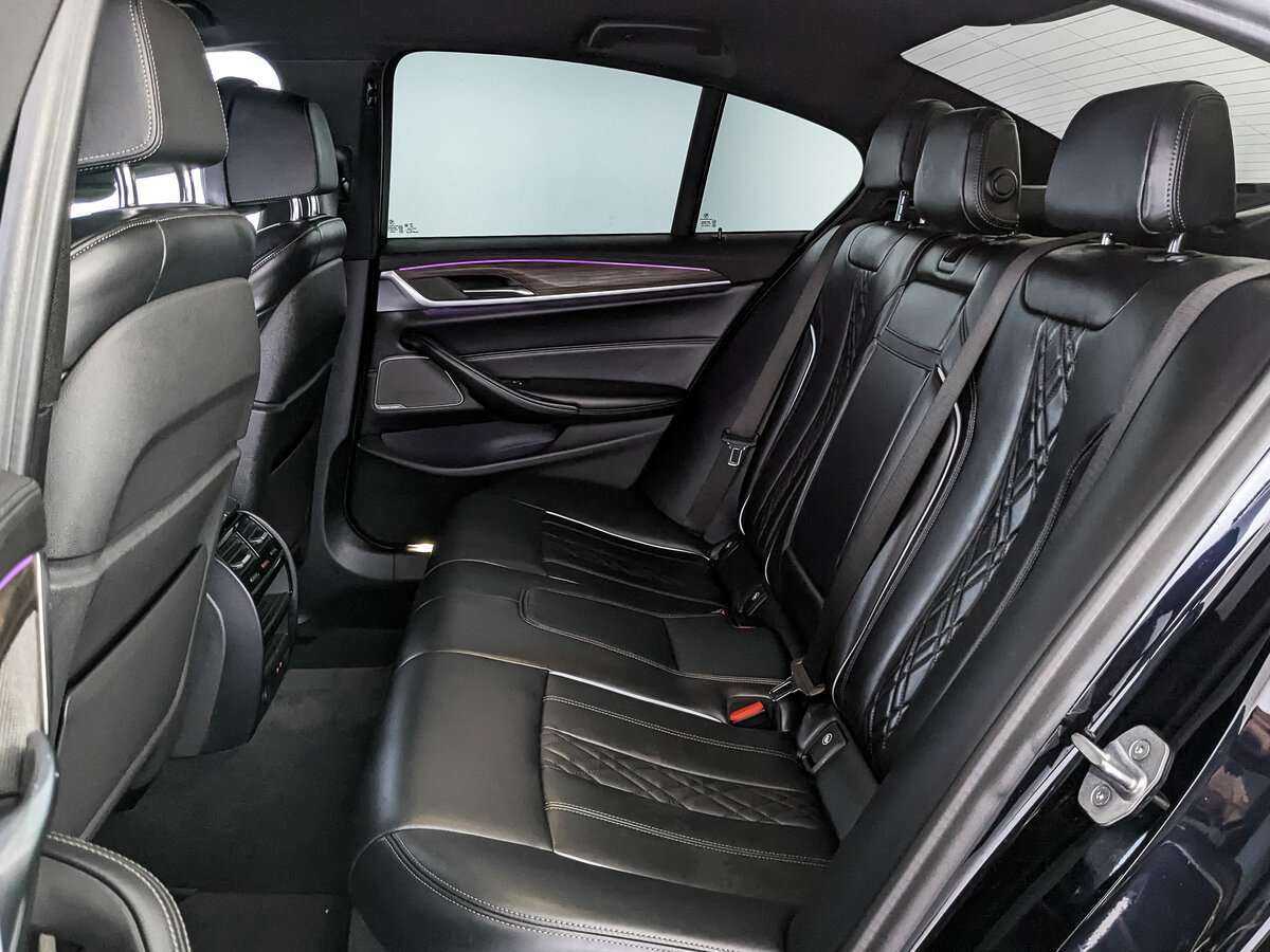 Б/У БМВ 5 серии 2019 года. Фото: #11