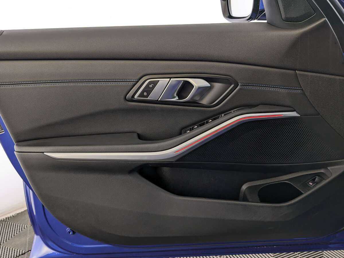 Б/У БМВ 3 серии 2020 года. Фото: #14