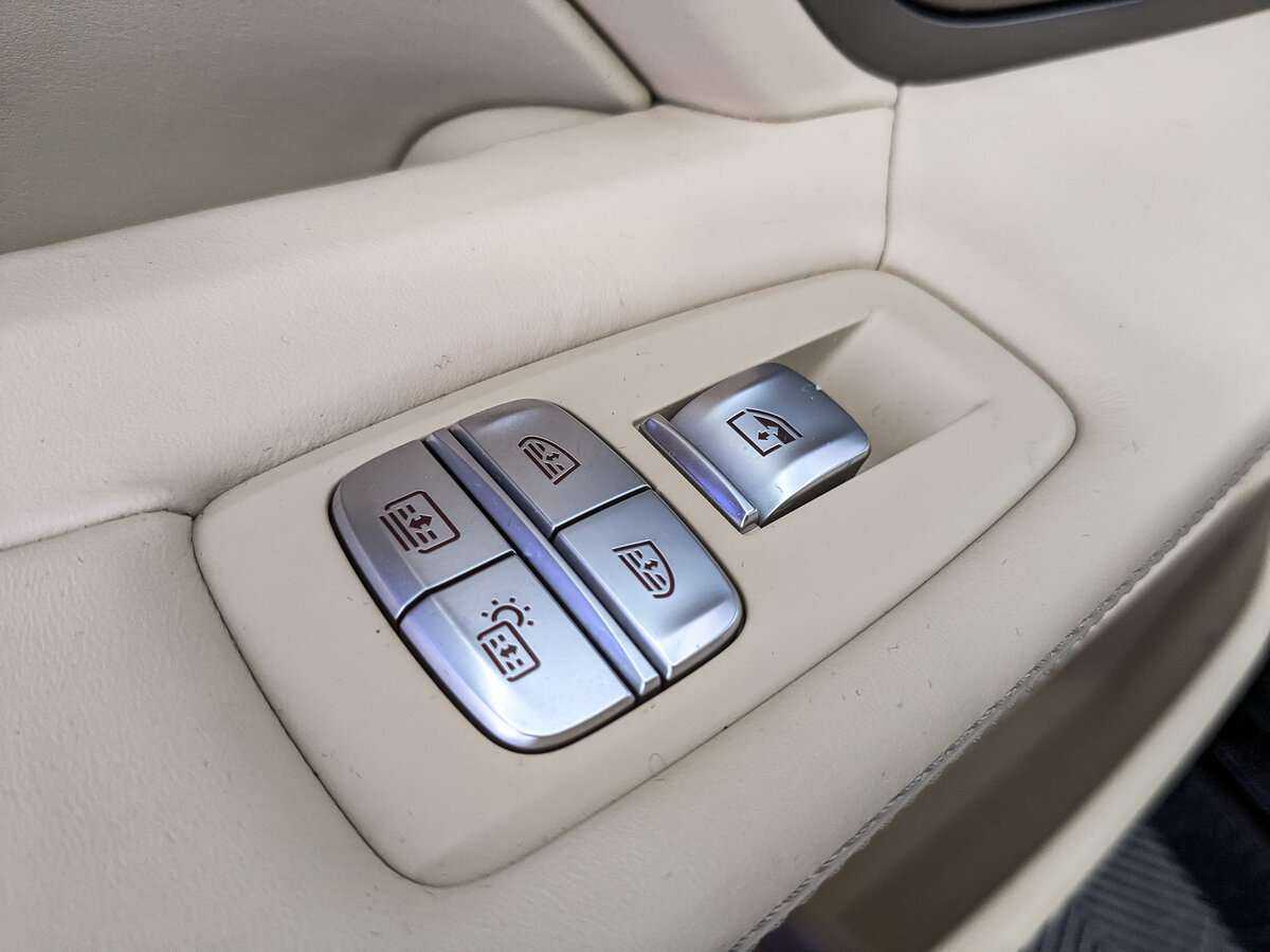 Б/У БМВ 7 серии 2021 года. Фото: #18