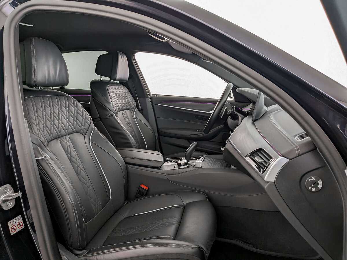 Б/У БМВ 5 серии 2021 года. Фото: #15