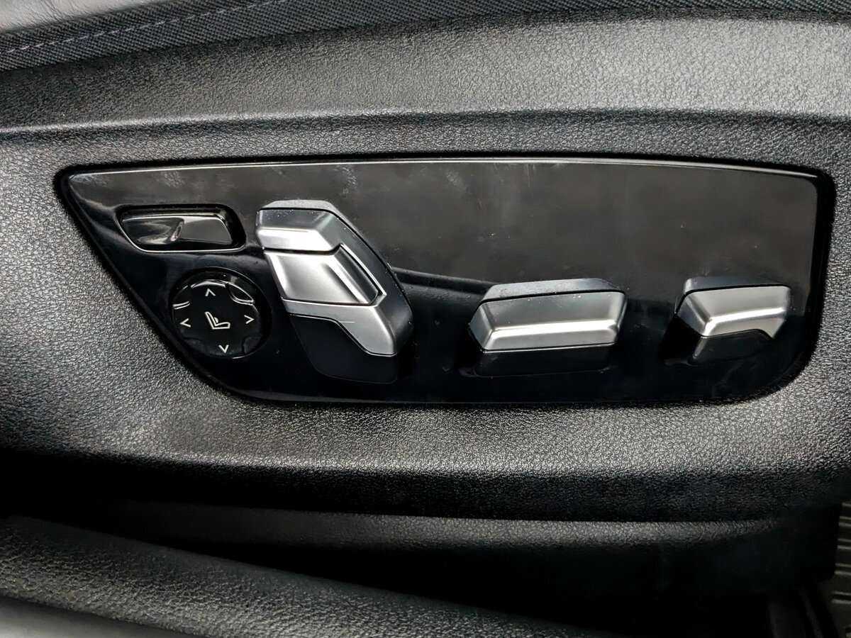 Б/У БМВ 5 серии 2021 года. Фото: #16