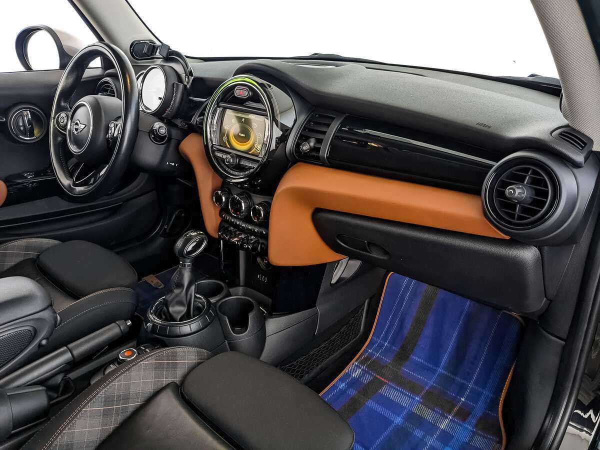 Б/У Мини Хэтч 2017 года. Фото: #8