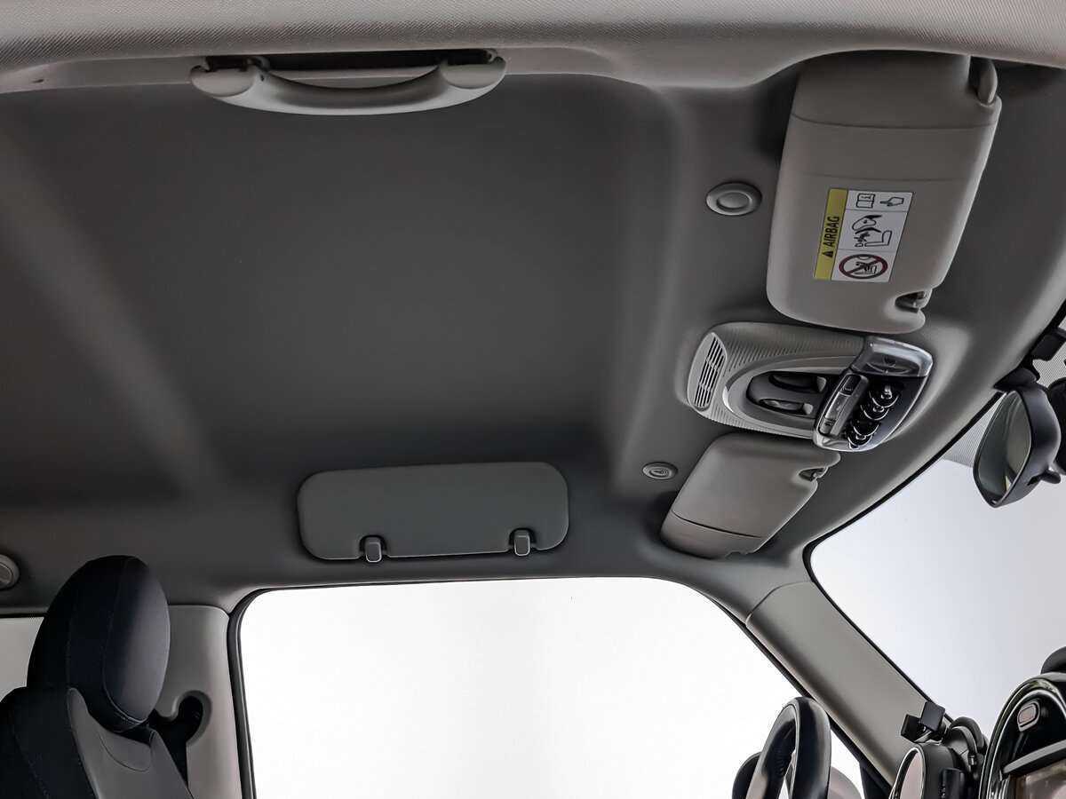 Б/У Мини Хэтч 2017 года. Фото: #18