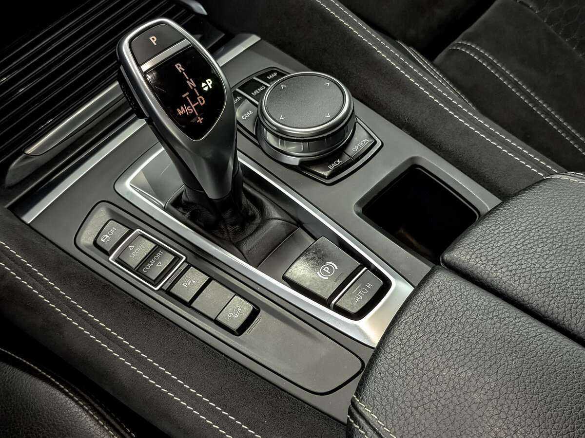 Б/У БМВ Икс6 2019 года. Фото: #26