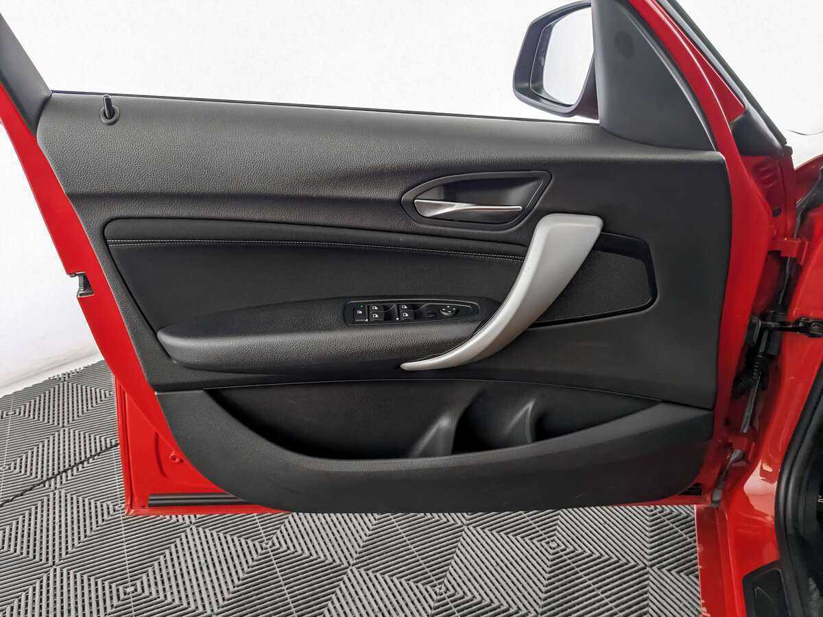 Б/У БМВ 1 серии 2017 года. Фото: #14