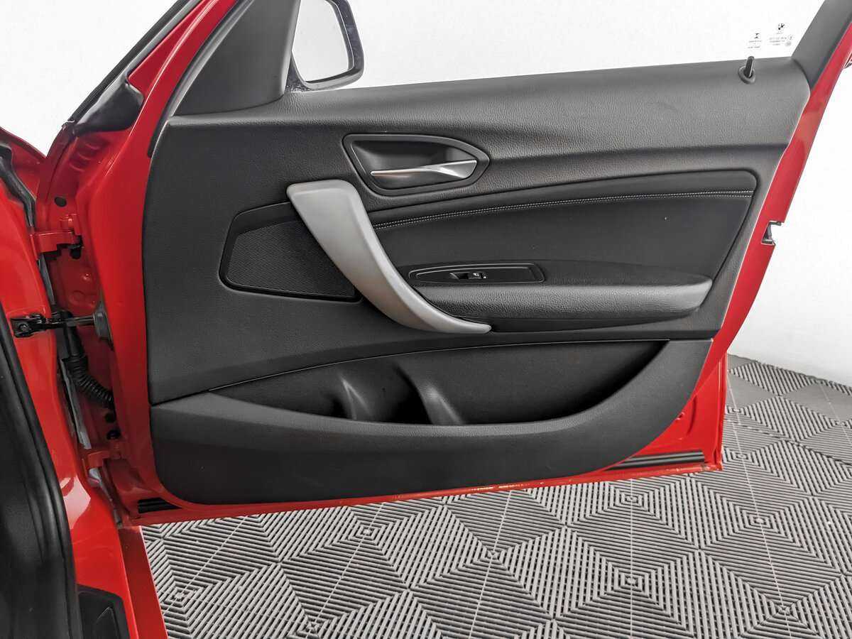 Б/У БМВ 1 серии 2017 года. Фото: #19