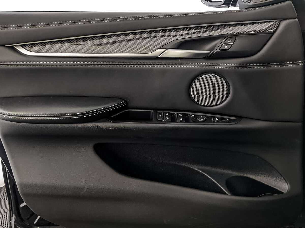 Б/У БМВ Икс6 М 2018 года. Фото: #13