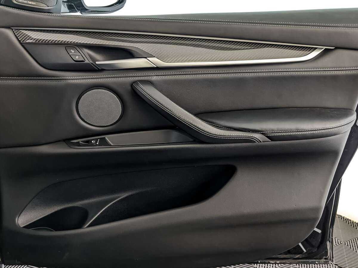 Б/У БМВ Икс6 М 2018 года. Фото: #19