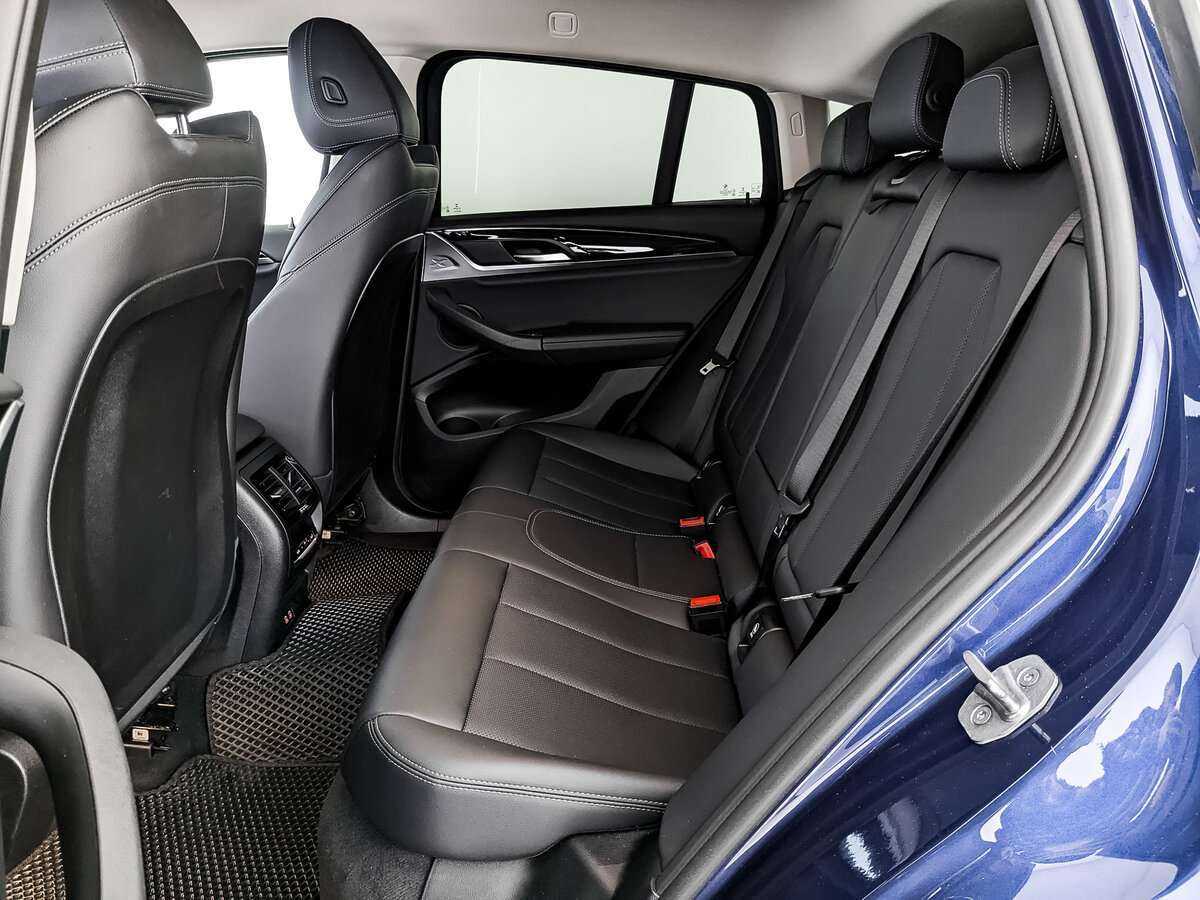 Б/У БМВ Икс4 2021 года. Фото: #12