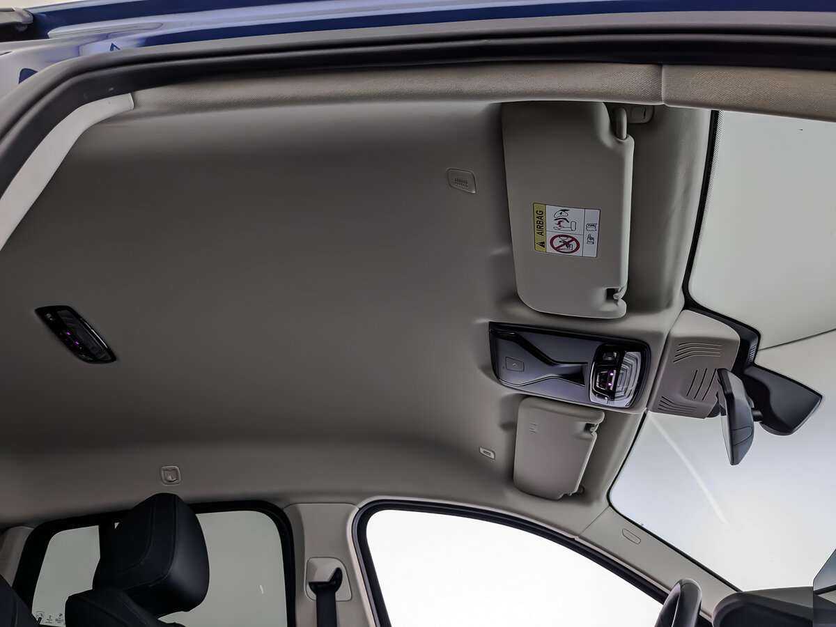 Б/У БМВ Икс4 2021 года. Фото: #17