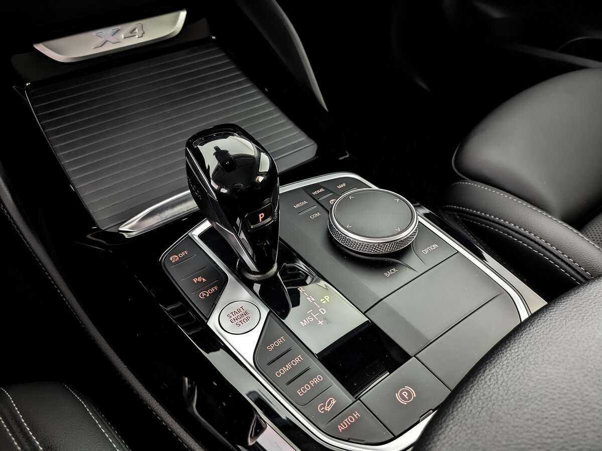 Б/У БМВ Икс4 2021 года. Фото: #20