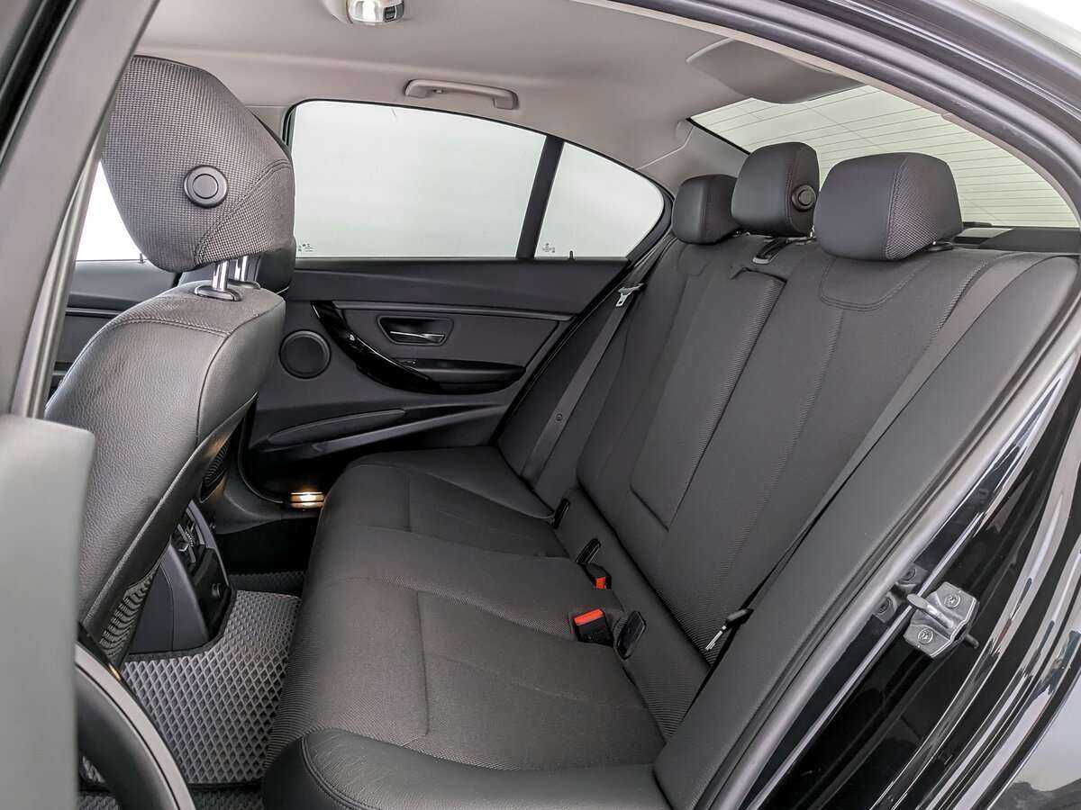 Б/У БМВ 3 серии 2018 года. Фото: #9