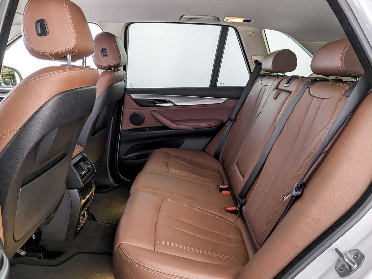 Б/У БМВ Икс5 2018 года. Фото: #9