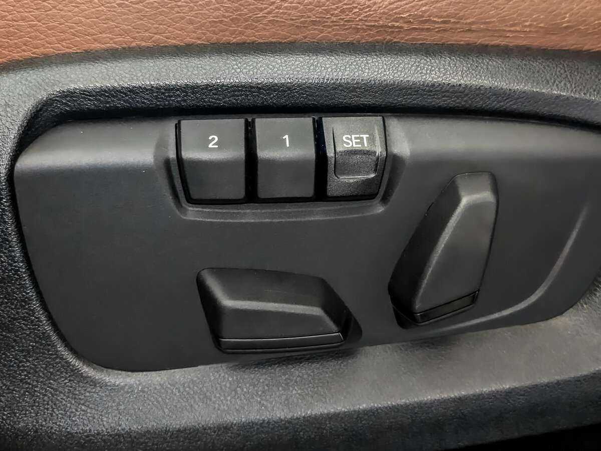 Б/У БМВ Икс5 2018 года. Фото: #15