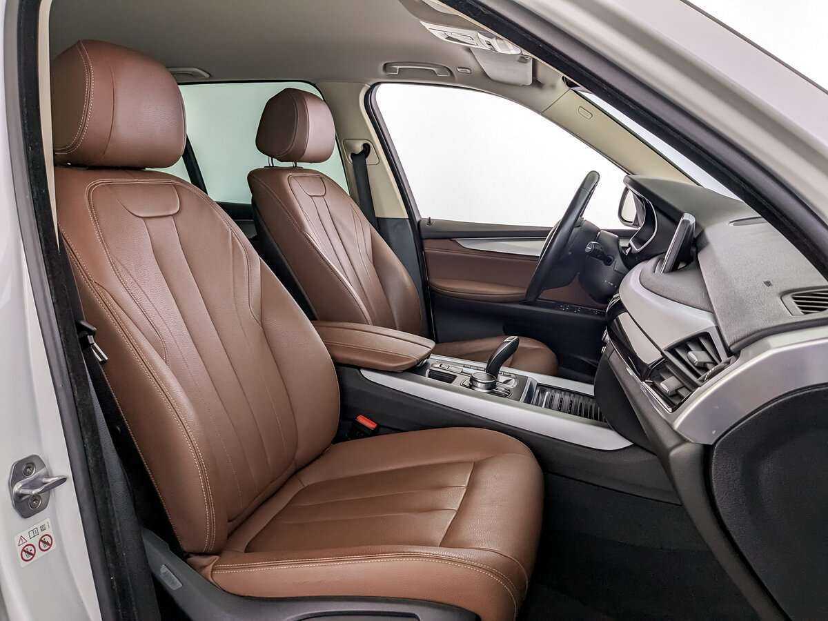 Б/У БМВ Икс5 2018 года. Фото: #18