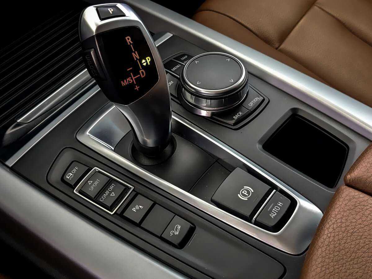 Б/У БМВ Икс5 2018 года. Фото: #20