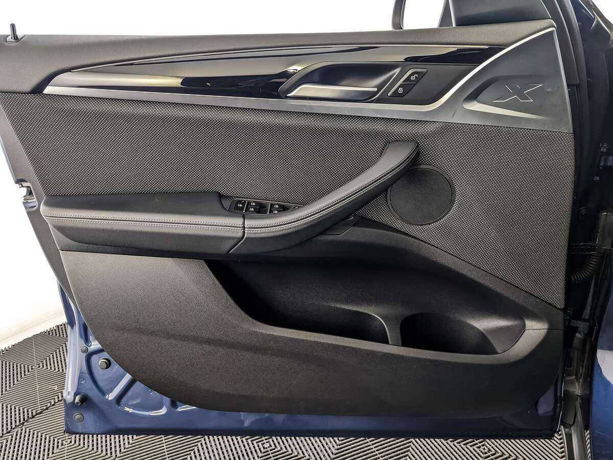 Б/У БМВ Икс4 2019 года. Фото: #12