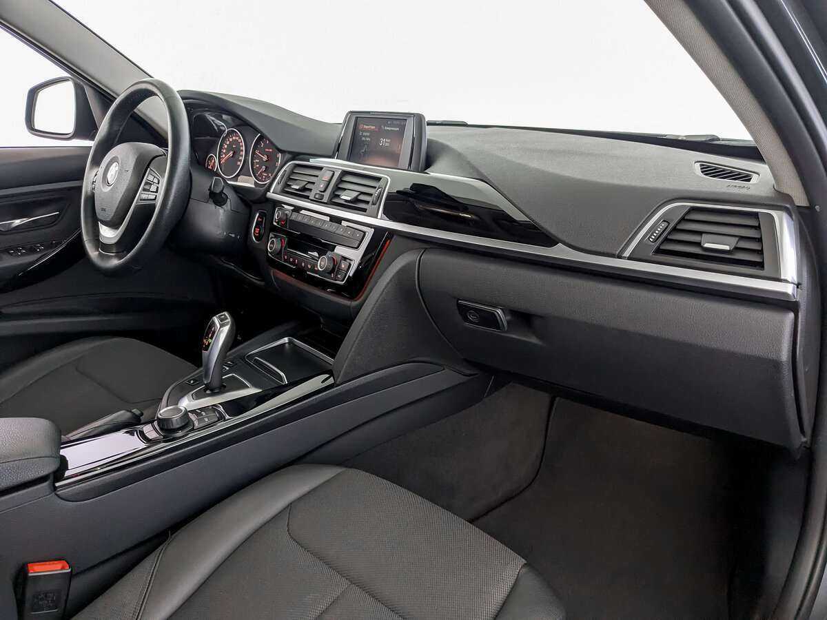 Б/У БМВ 3 серии 2018 года. Фото: #10