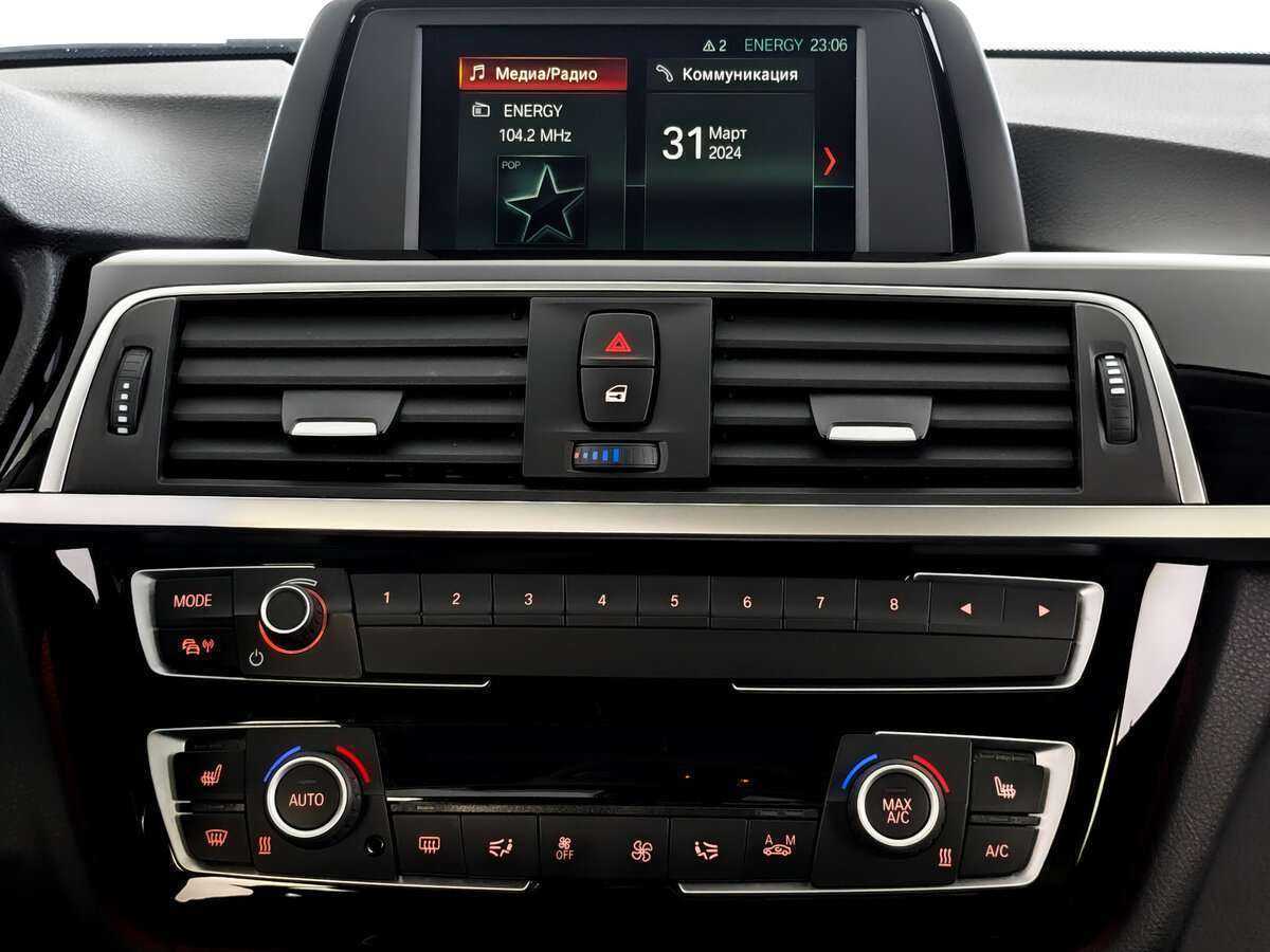 Б/У БМВ 3 серии 2018 года. Фото: #14