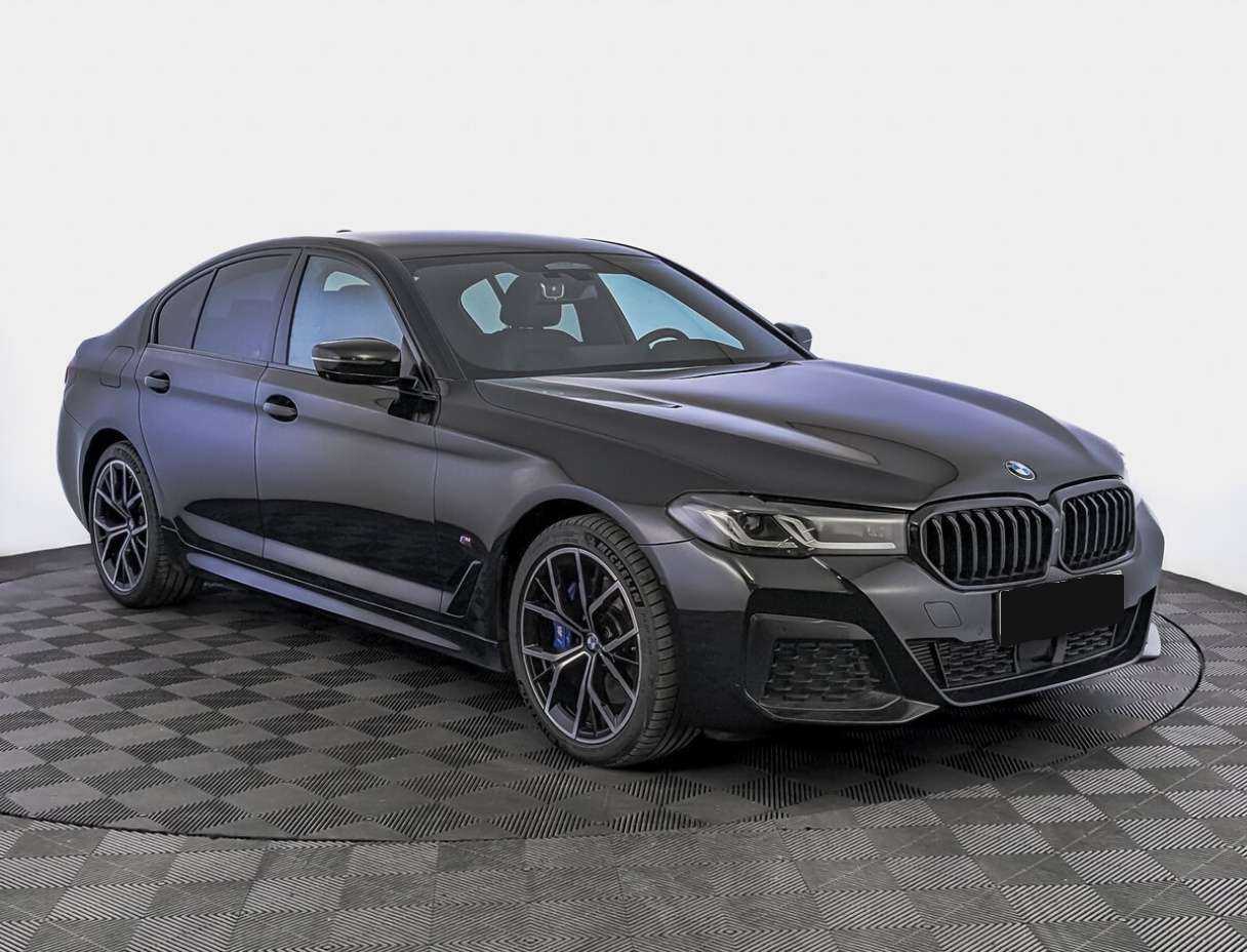 Б/У БМВ 5 серии 2021 года. Фото: #2