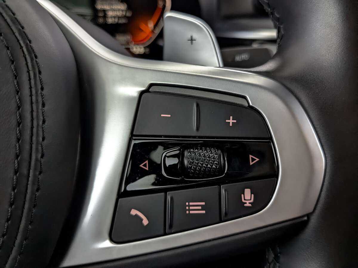 Б/У БМВ 5 серии 2021 года. Фото: #22