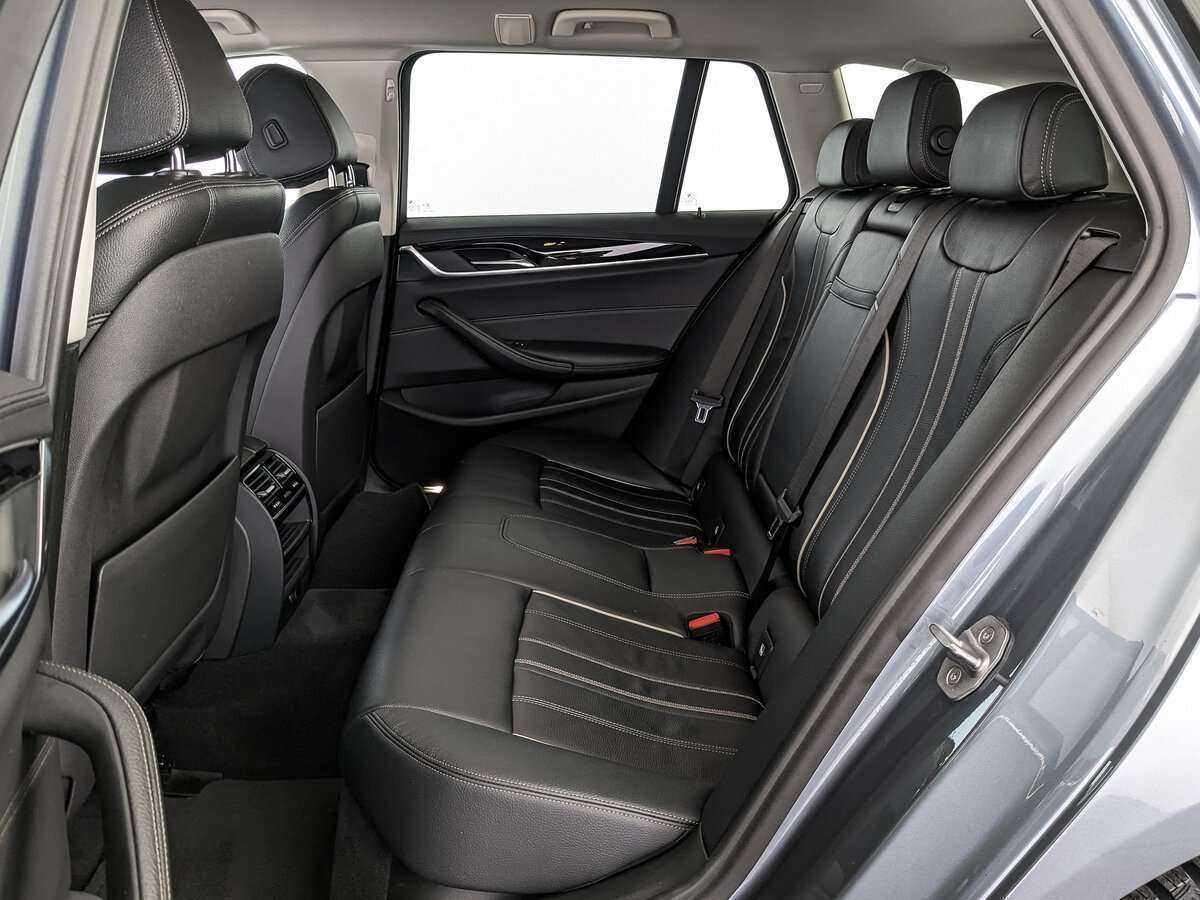 Б/У БМВ 5 серии 2019 года. Фото: #12