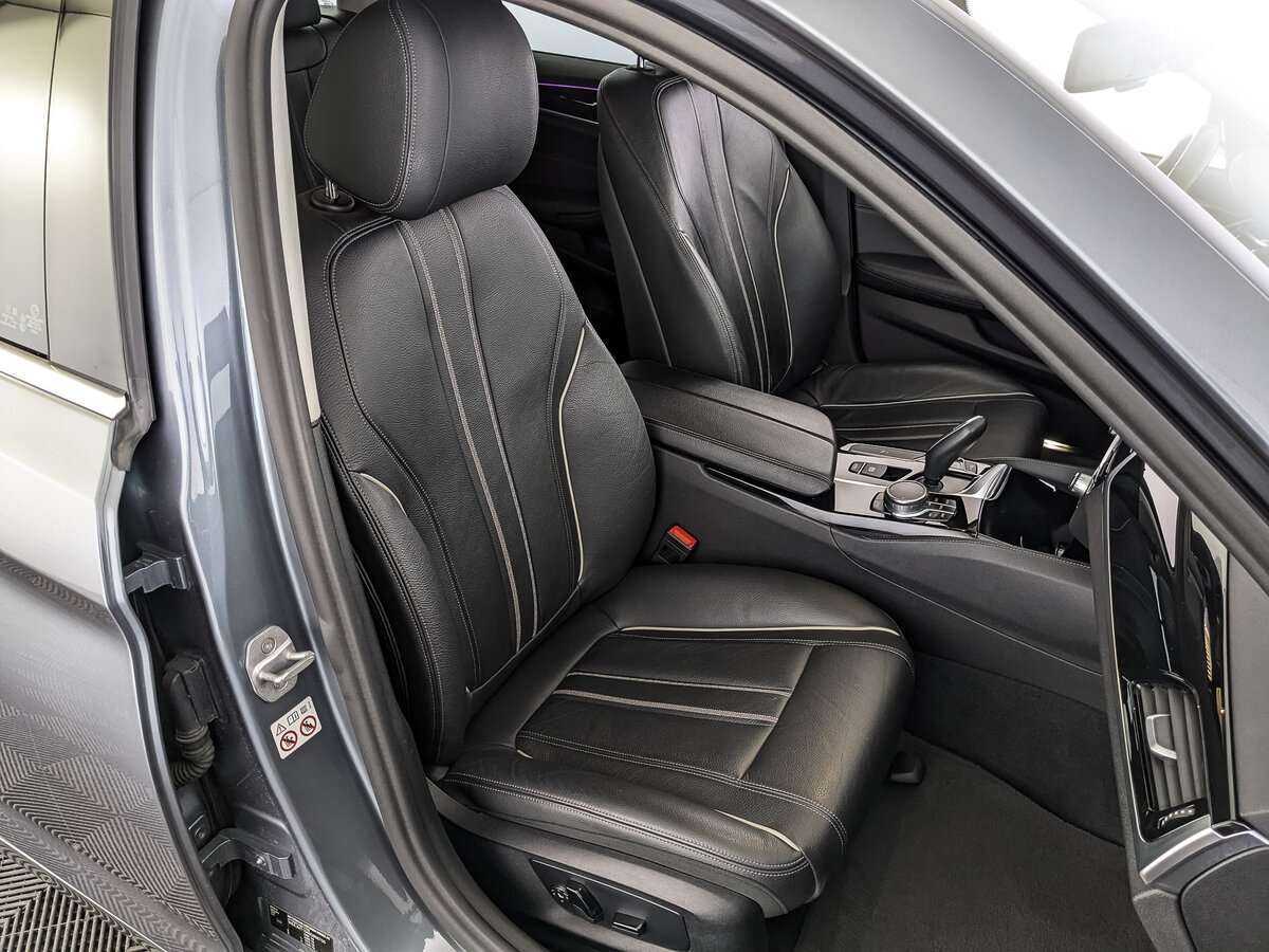 Б/У БМВ 5 серии 2019 года. Фото: #16