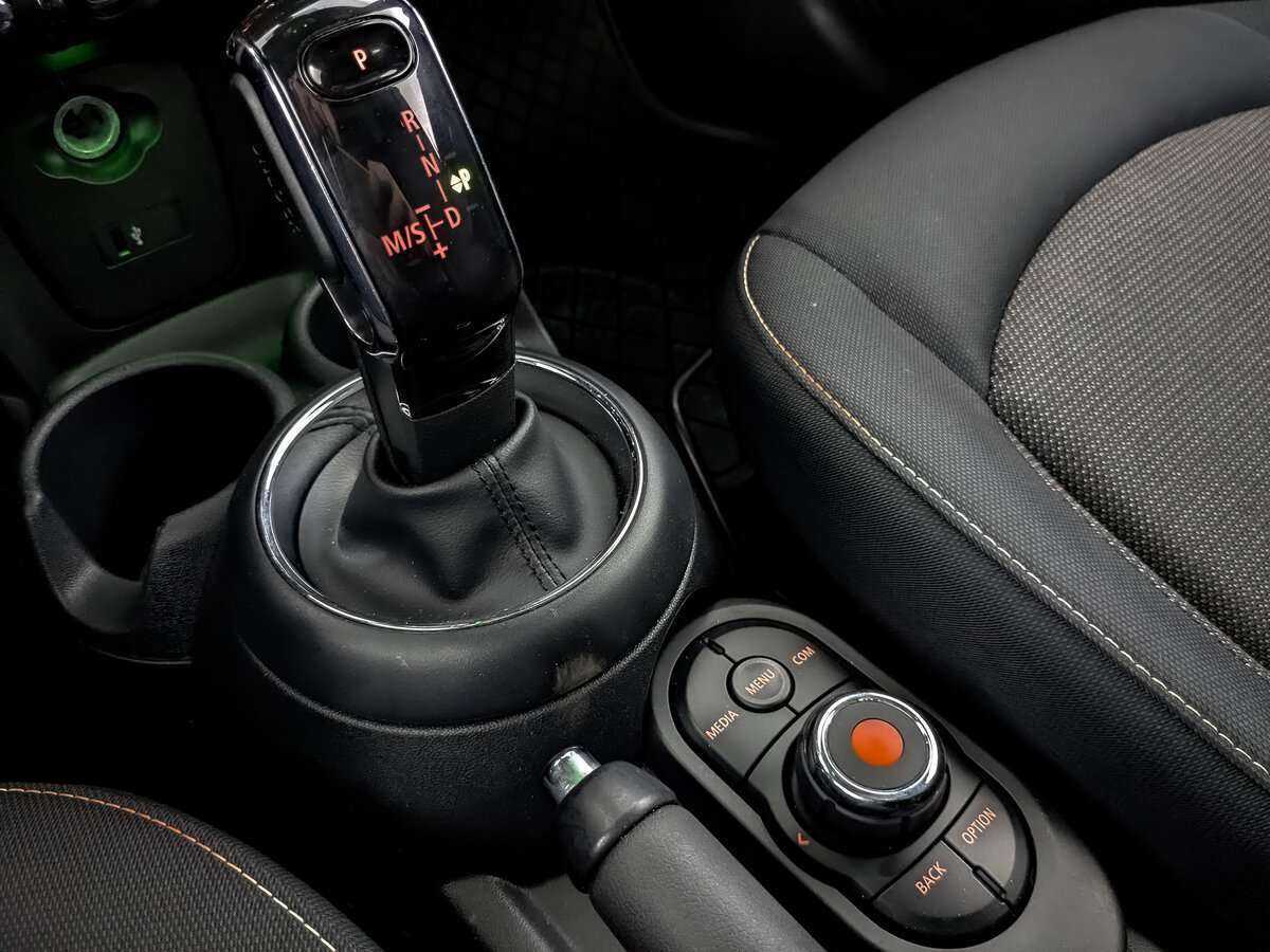 Б/У Мини Хэтч 2020 года. Фото: #21