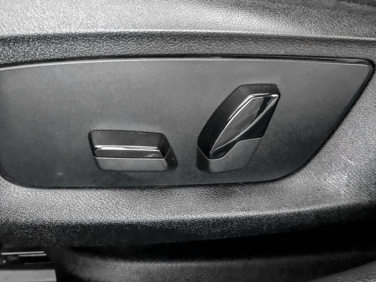 Б/У БМВ 5 серии 2019 года. Фото: #18