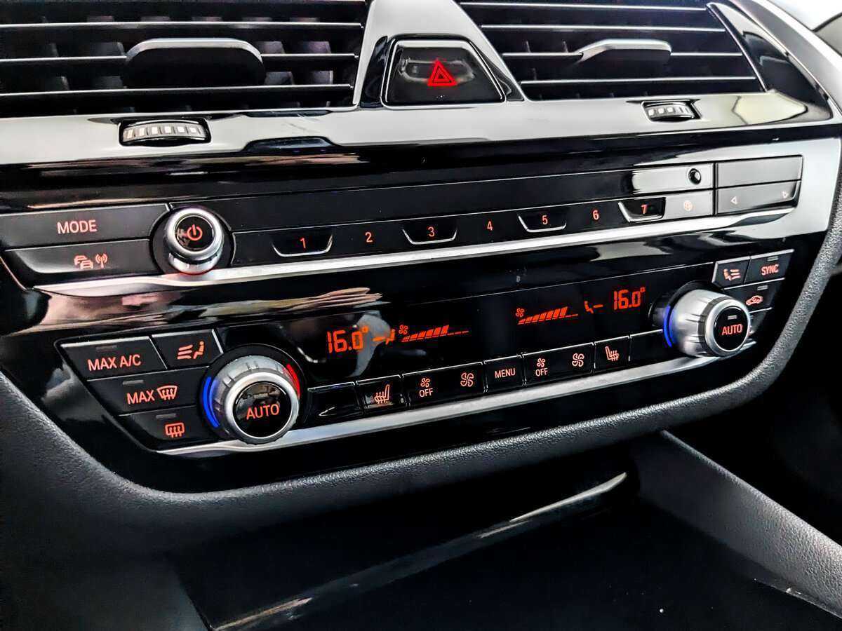 Б/У БМВ 5 серии 2019 года. Фото: #24