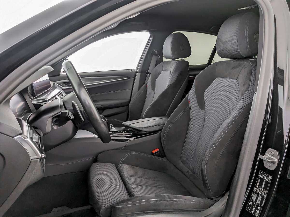 Б/У БМВ 5 серии 2021 года. Фото: #11