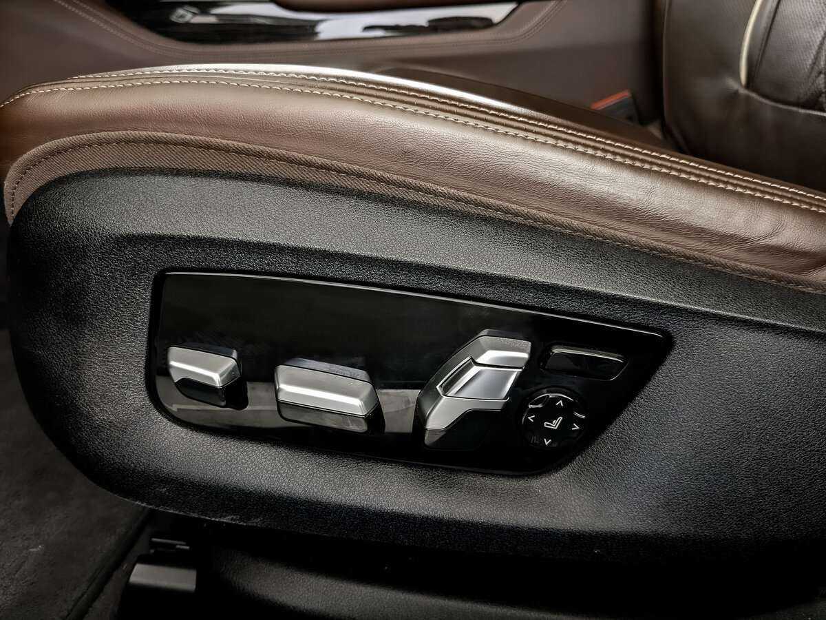 Б/У БМВ 7 серии 2020 года. Фото: #13