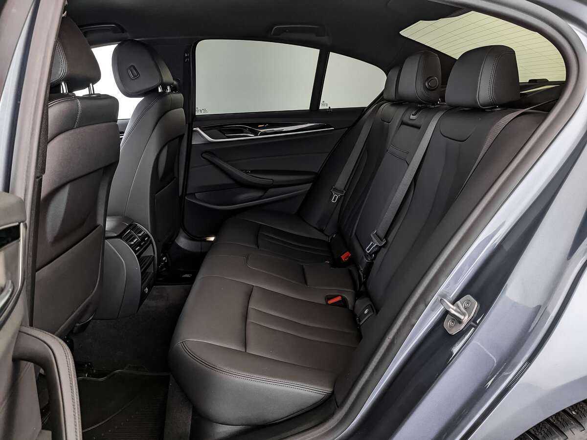 Б/У БМВ 5 серии 2020 года. Фото: #13