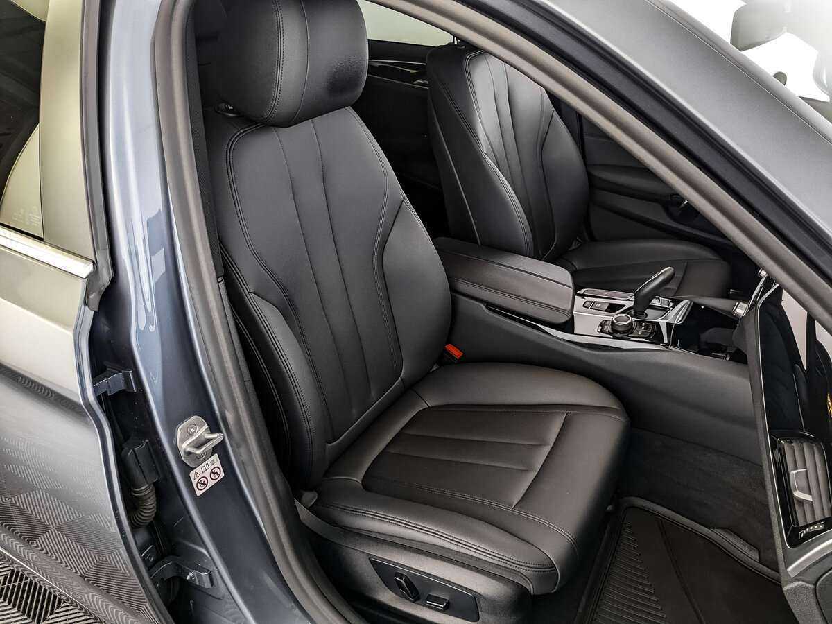 Б/У БМВ 5 серии 2020 года. Фото: #19