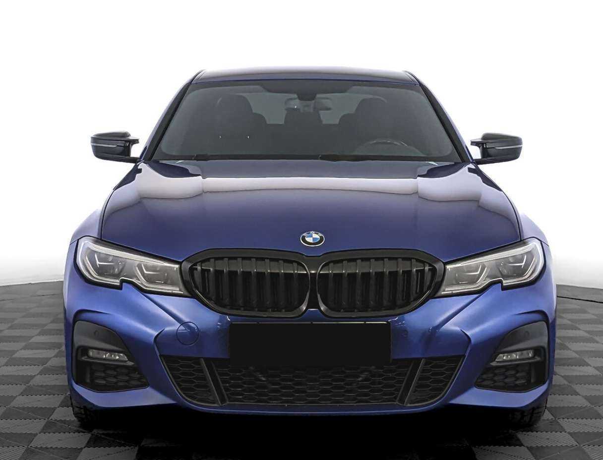 Б/У БМВ 3 серии 2021 года. Фото: #1