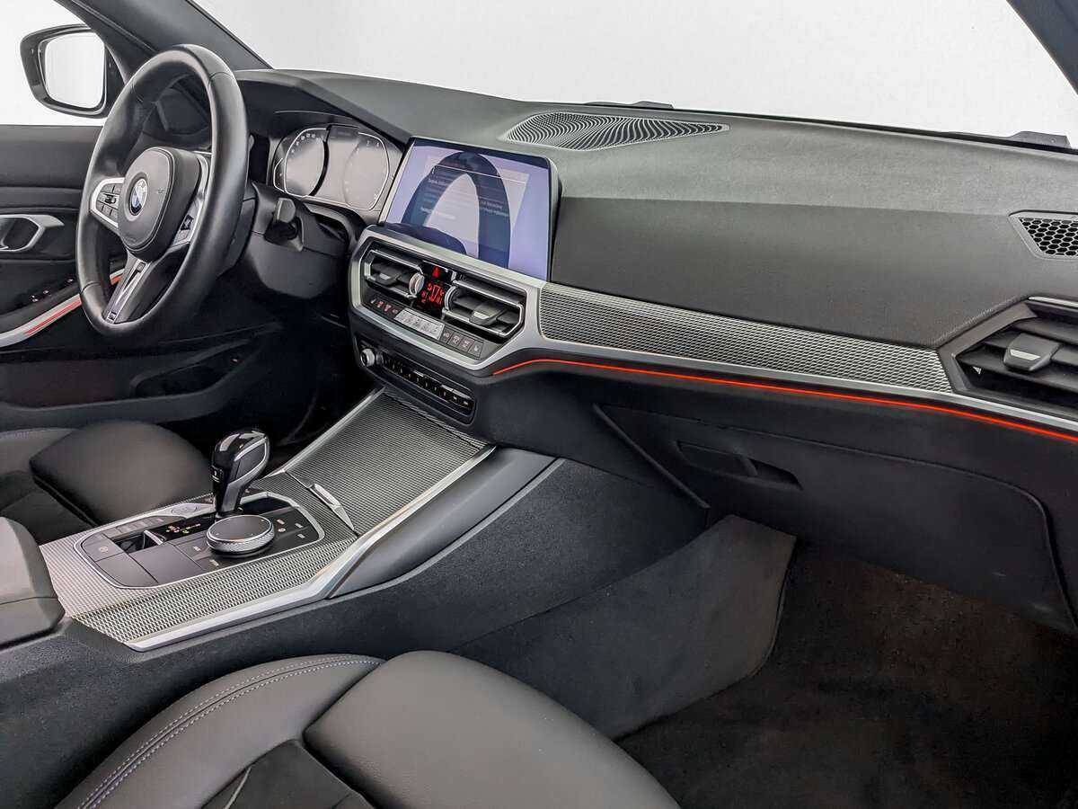 Б/У БМВ 3 серии 2021 года. Фото: #8