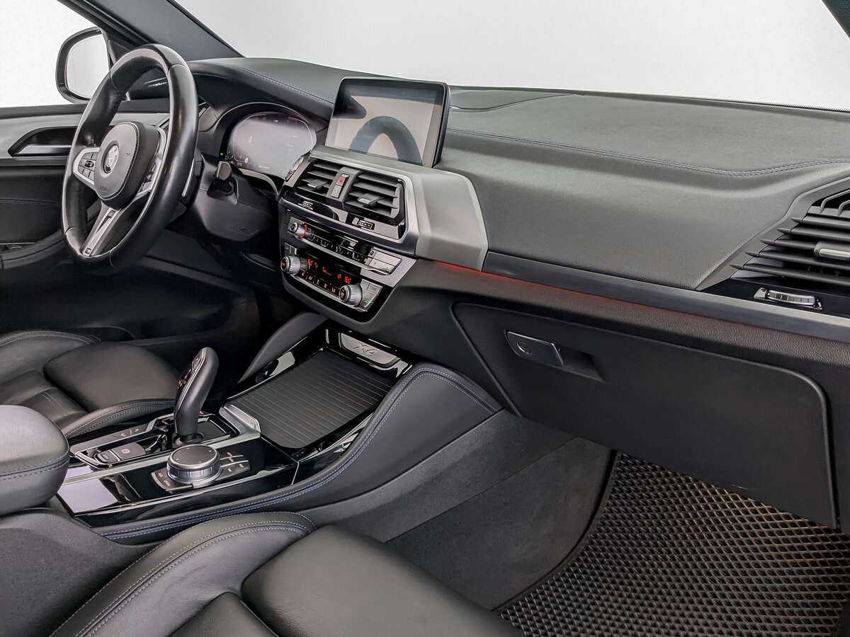 Б/У БМВ Икс4 2020 года. Фото: #9